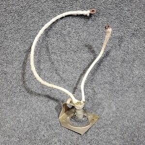 Westinghouse Roaster Oven Light Base R0-91 Internal Replacement Part Tested Work